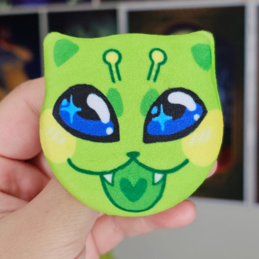 Happy Plush Alien Cat Pin