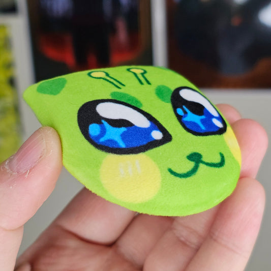 Plush Alien Cat Pin